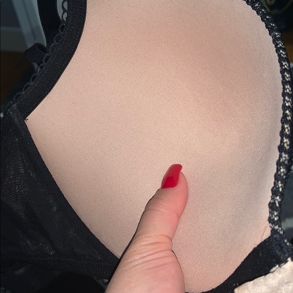 Victoria Secret Push Up Bra - Picture 4 of 5